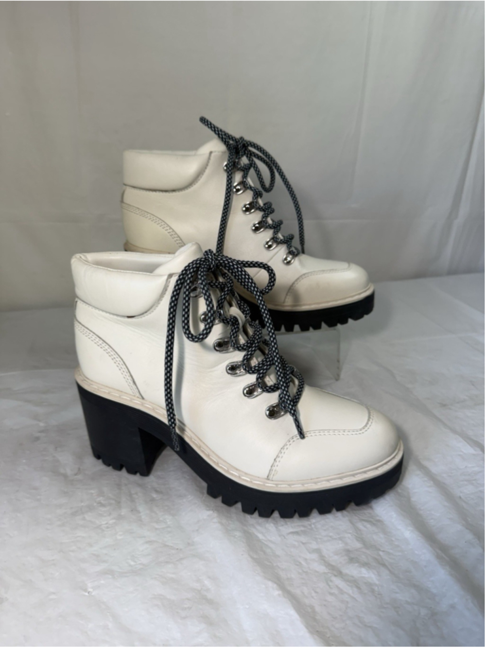 Marc‎ Fisher LTD Waldo Lug sole Combat Boot size 7 M white leather - Picture 7 of 13